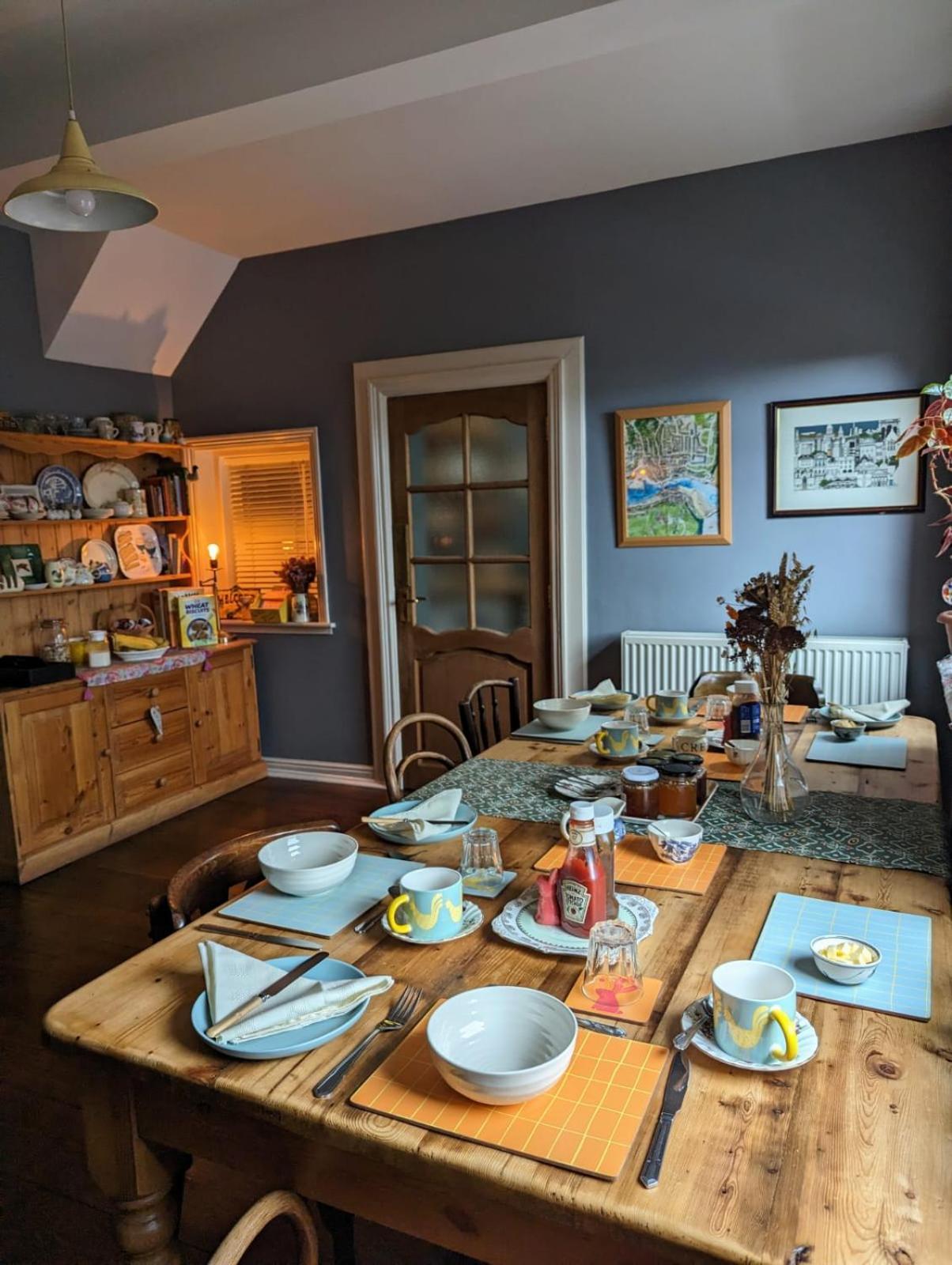 Number 18 Bed & Breakfast Whitby Exterior photo